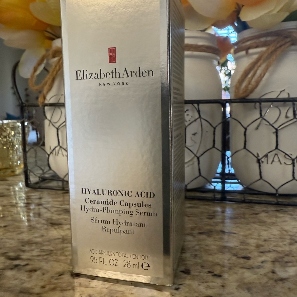 Elizabeth Arden Hyaluronic Acid Serum - 60 Capsules